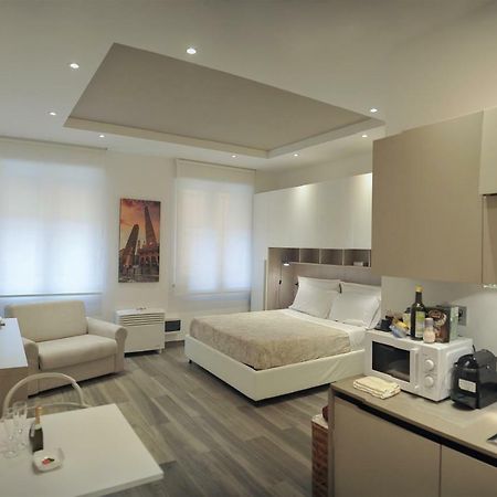 Andrea Luxury Apartments Strada Maggiore Studio 1 Bologna Eksteriør billede
