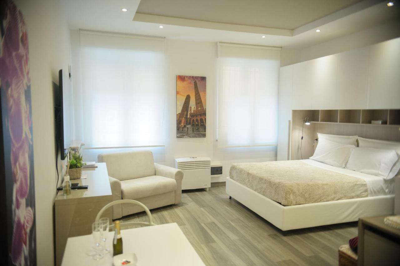 Andrea Luxury Apartments Strada Maggiore Studio 1 Bologna Eksteriør billede