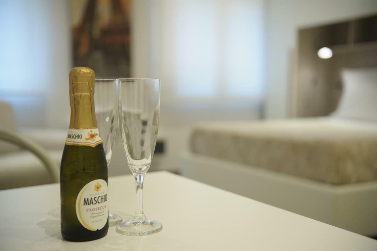 Andrea Luxury Apartments Strada Maggiore Studio 1 Bologna Eksteriør billede